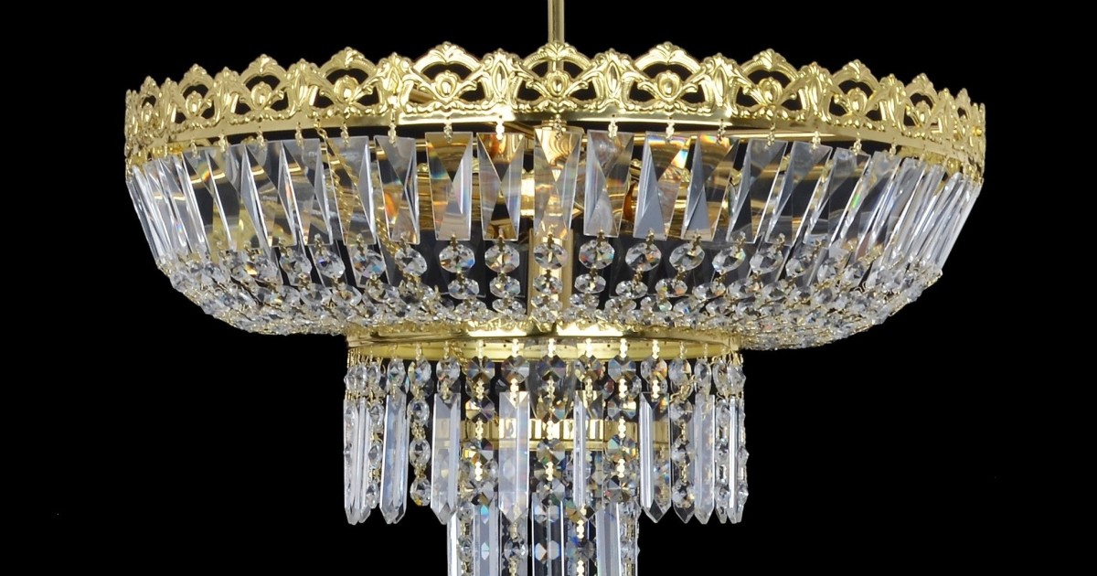 Drum brass chandelier with long crystal U-drop prisms - matt brass