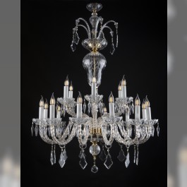 Luxurious tall chandelier with 18 arms with flat crystal pendeloques