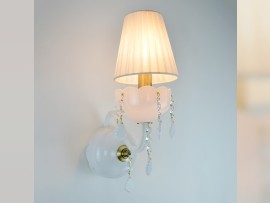 Opal white wall light with flat crystal pendants