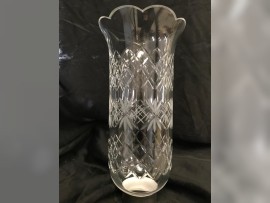 Light vase (bulb shade) with hand cut 1