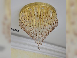 Murano chandelier with a metal plate with spotlights