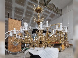 Large solid brass chandelier dia 1.5 m A