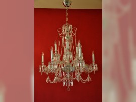 General view of the chandelier