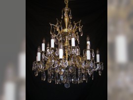 Tall chandelier made of cast brass 24 bulbs (2)